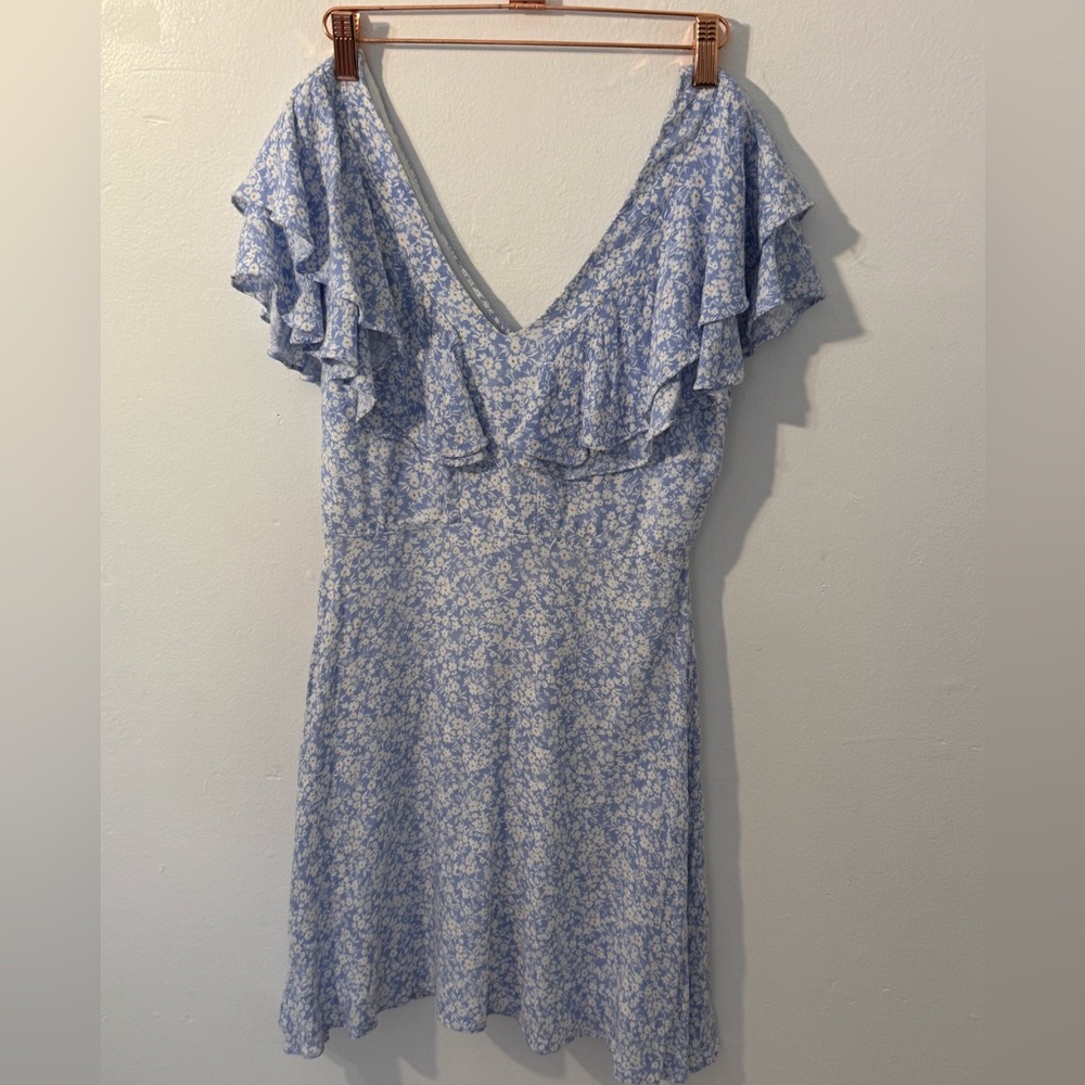 Altar’s State babydoll dress size SMALL light blue with white floral print v-cut